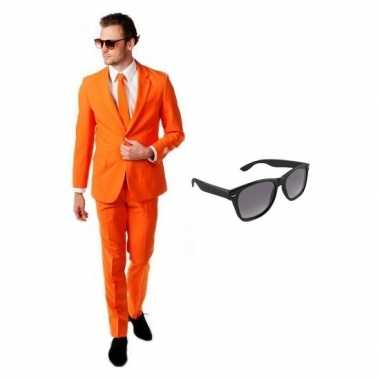 Verkleedkleding feest oranje tuxedo/business suit 46 (s) heren gratis